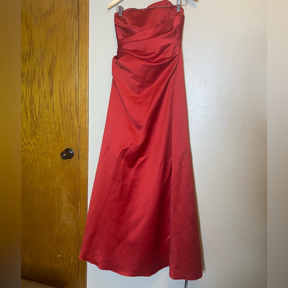 Red wedding dress